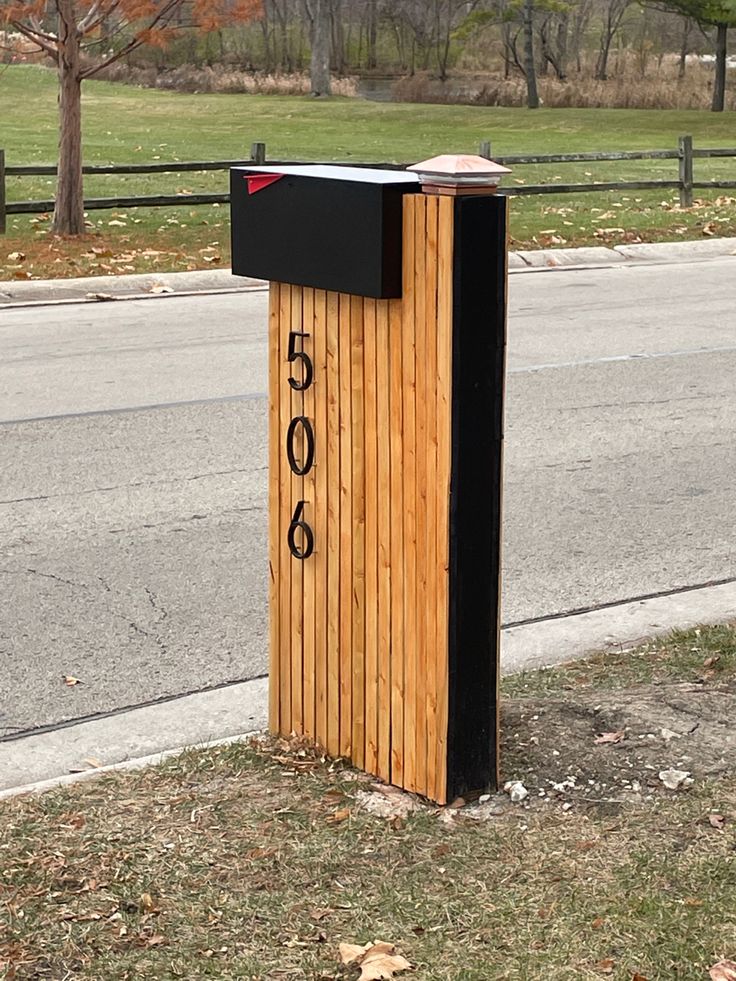 Mail Manager Curbside Locking Security Mailbox